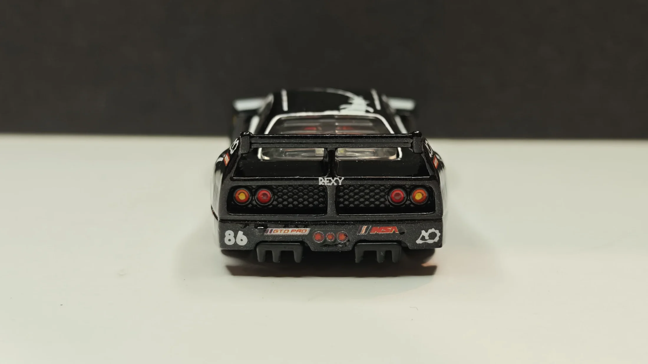 Ferrari F40 Competizione – Night Fury - Skeleton Rexy - Black Bolt — 7
