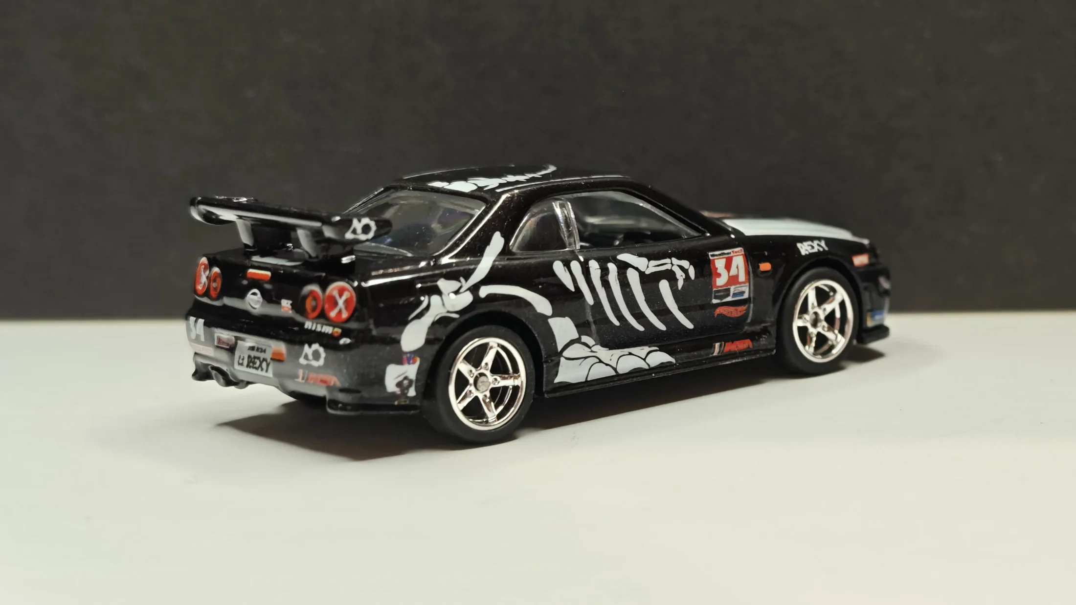 Nissan Skyline Gt-R R34 - Mighty Fusion - Skeleton Rexy - Black Inferno — 8