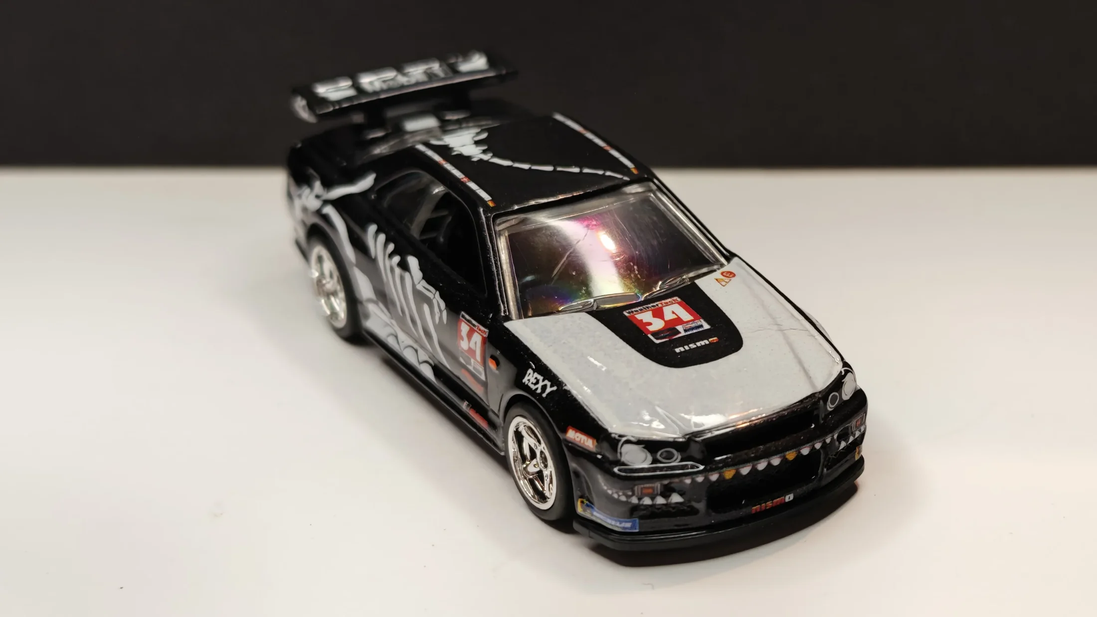 Nissan Skyline Gt-R R34 - Mighty Fusion - Skeleton Rexy - Black Inferno — 9