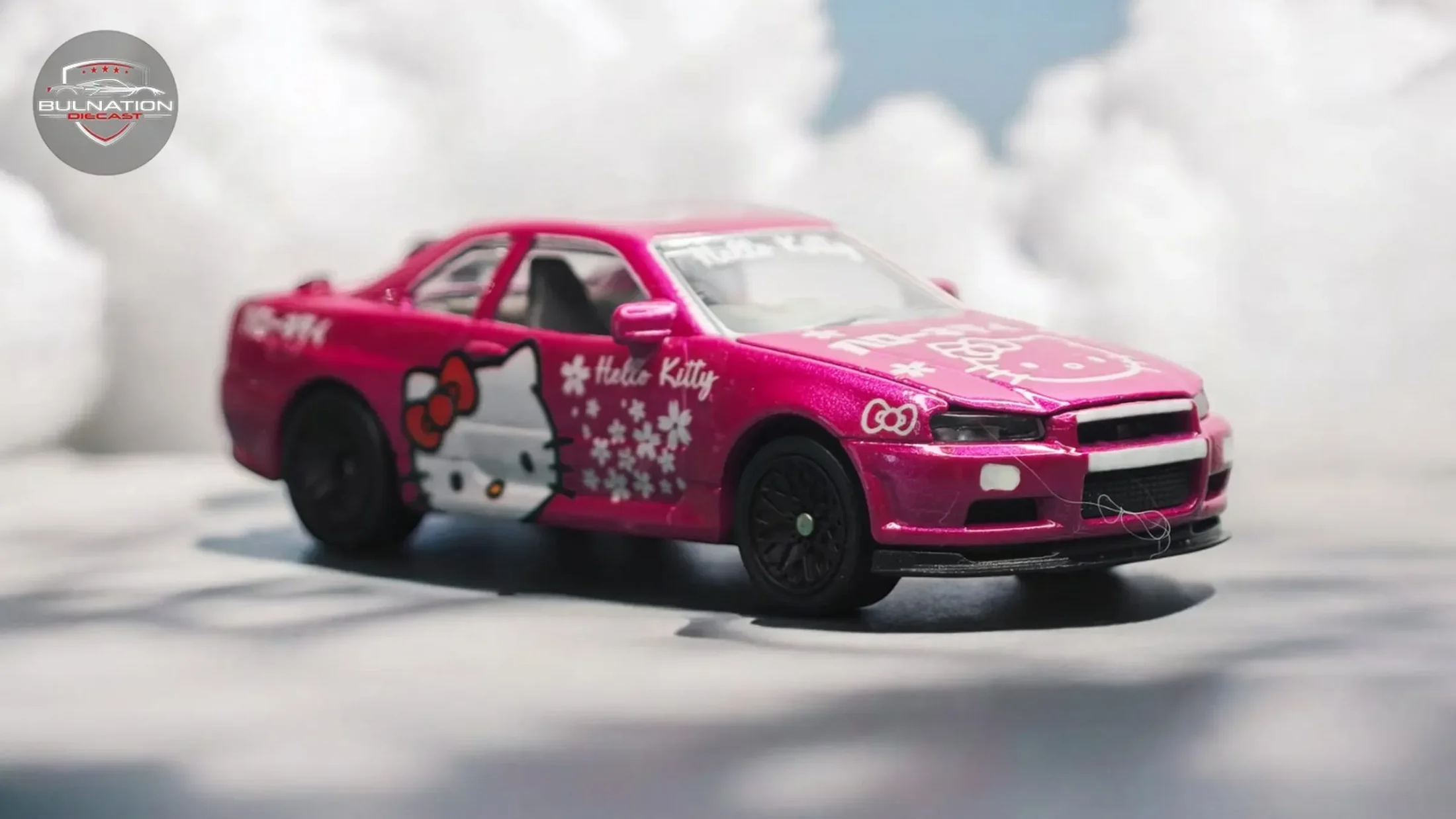 Nissan Skyline GT-R R34 - Hello Kitty — 2