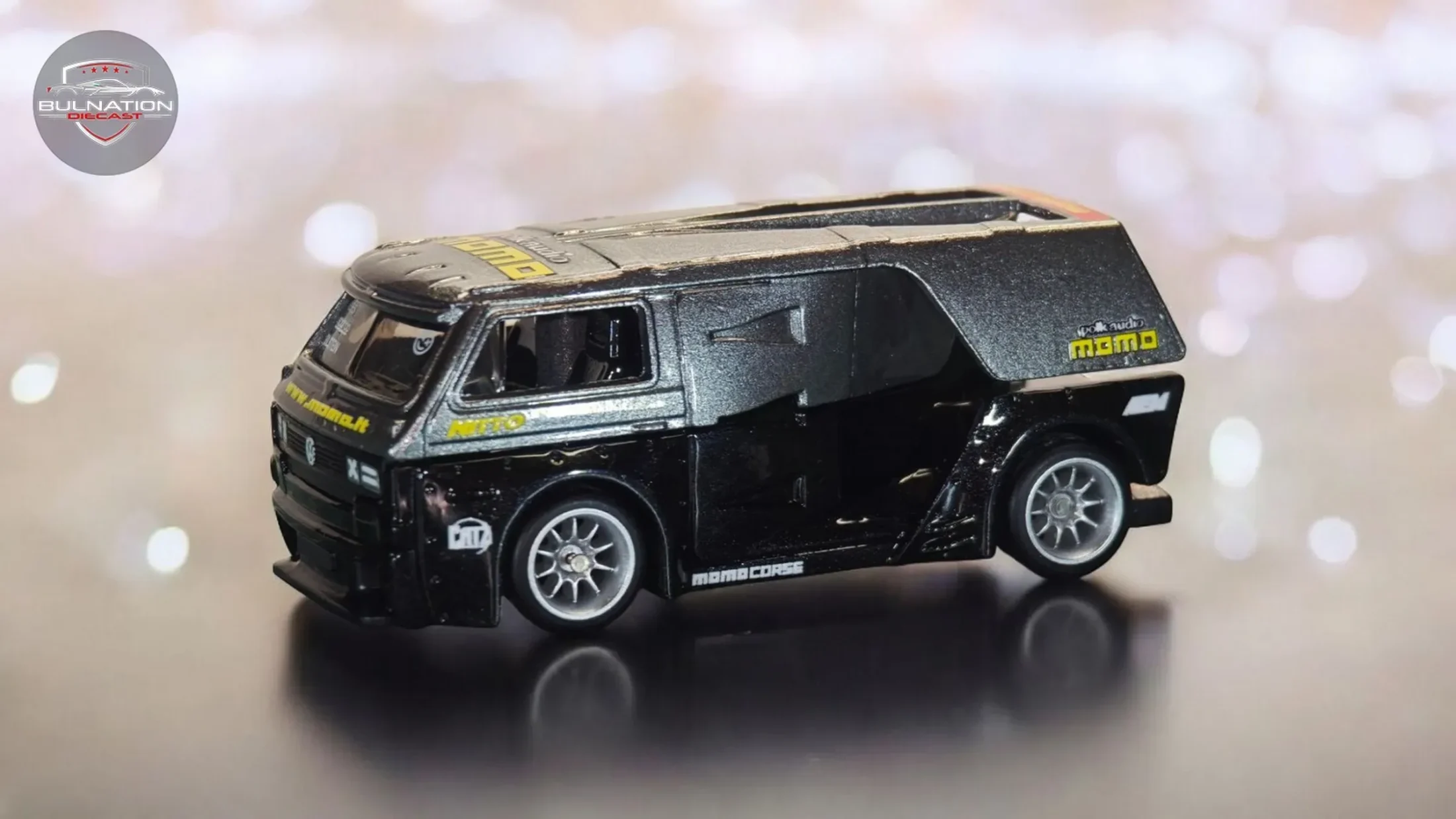 Volkswagen T3 Custom - Momo Racing — 4