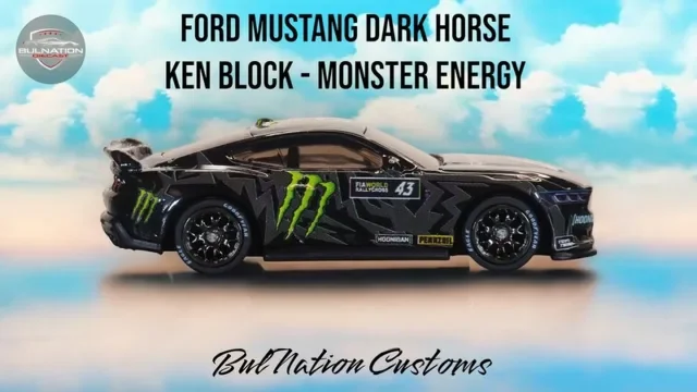 Ford Mustang Dark Horse - Monster Energy