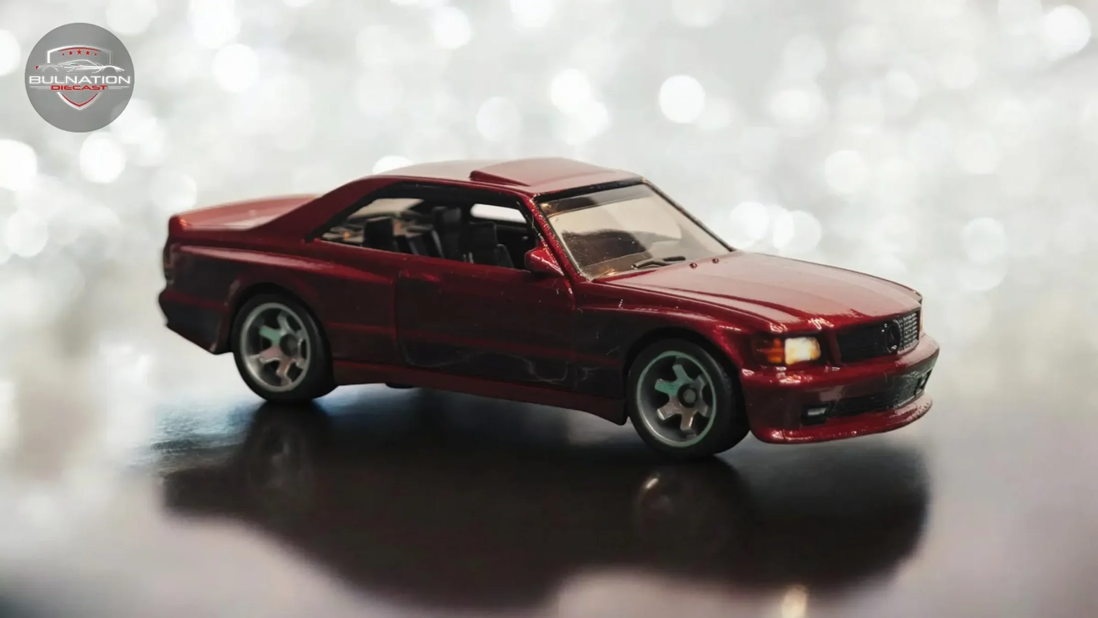 Mercesed-Benz 560SEC - Red Bordo — 2