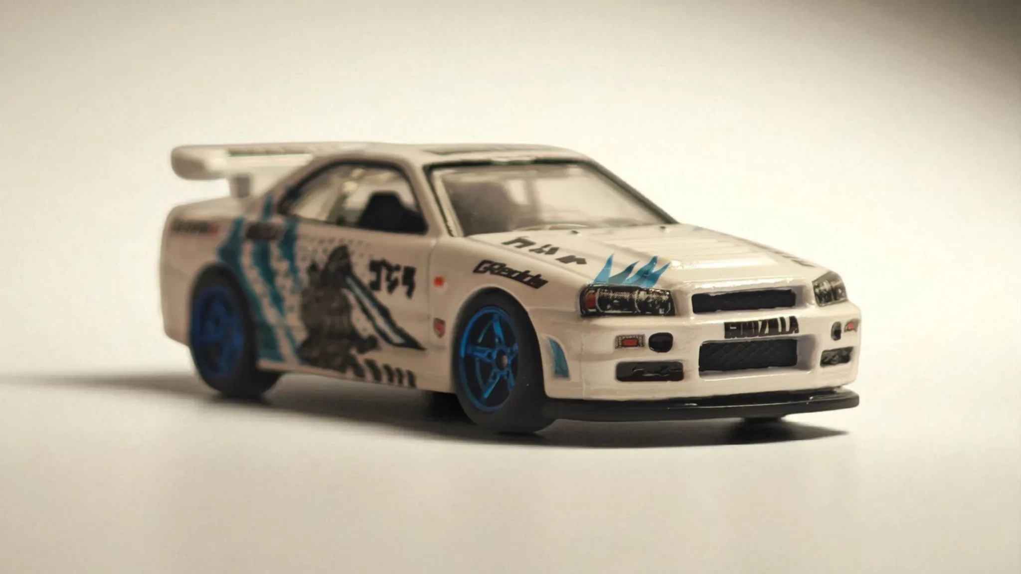 Nissan Skyline GT-R R-34 - Godzilla (Blue Edition) — 2