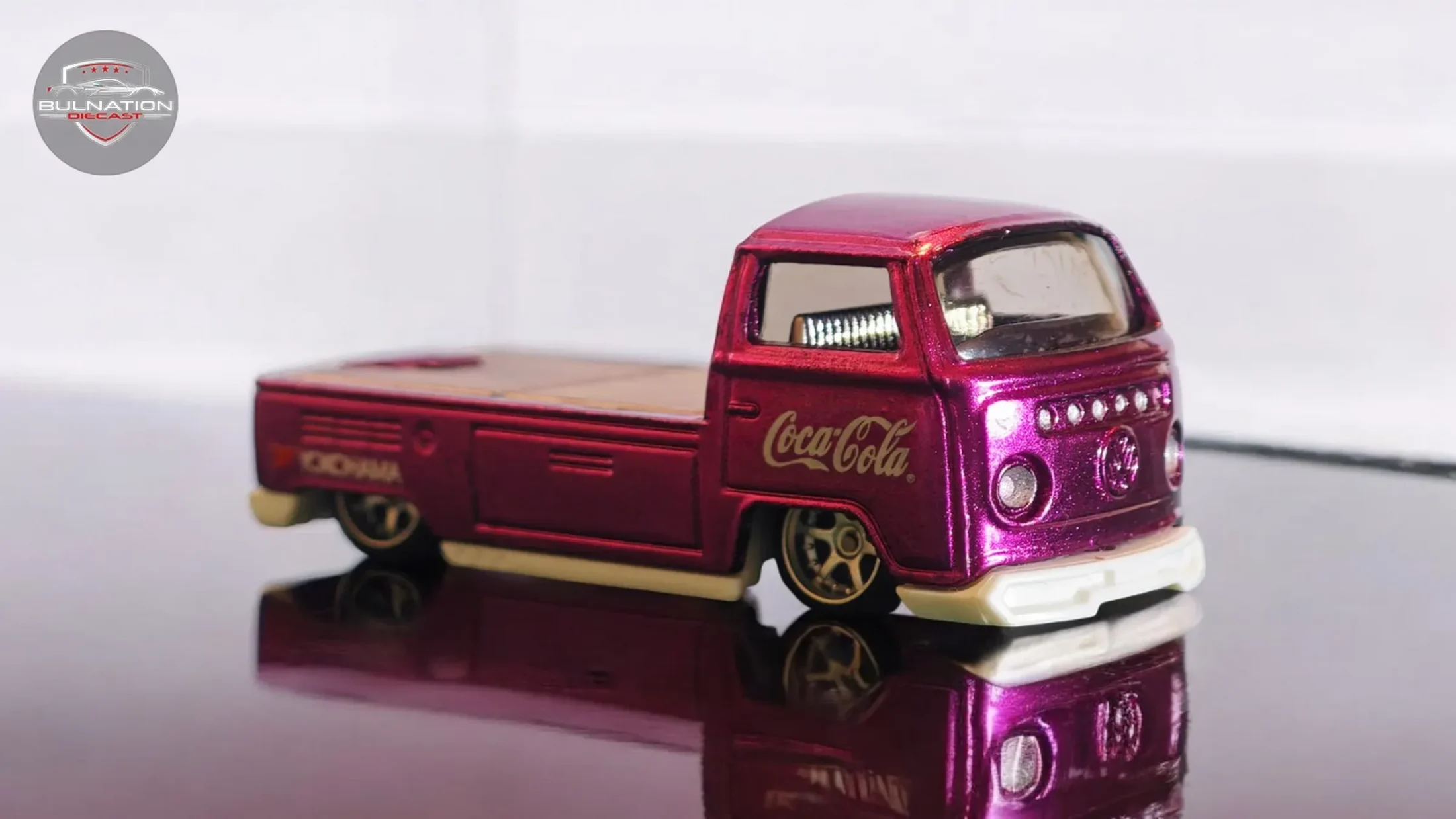 Volkswagen T2 Pickup - Cherry Blossom Livery — 2