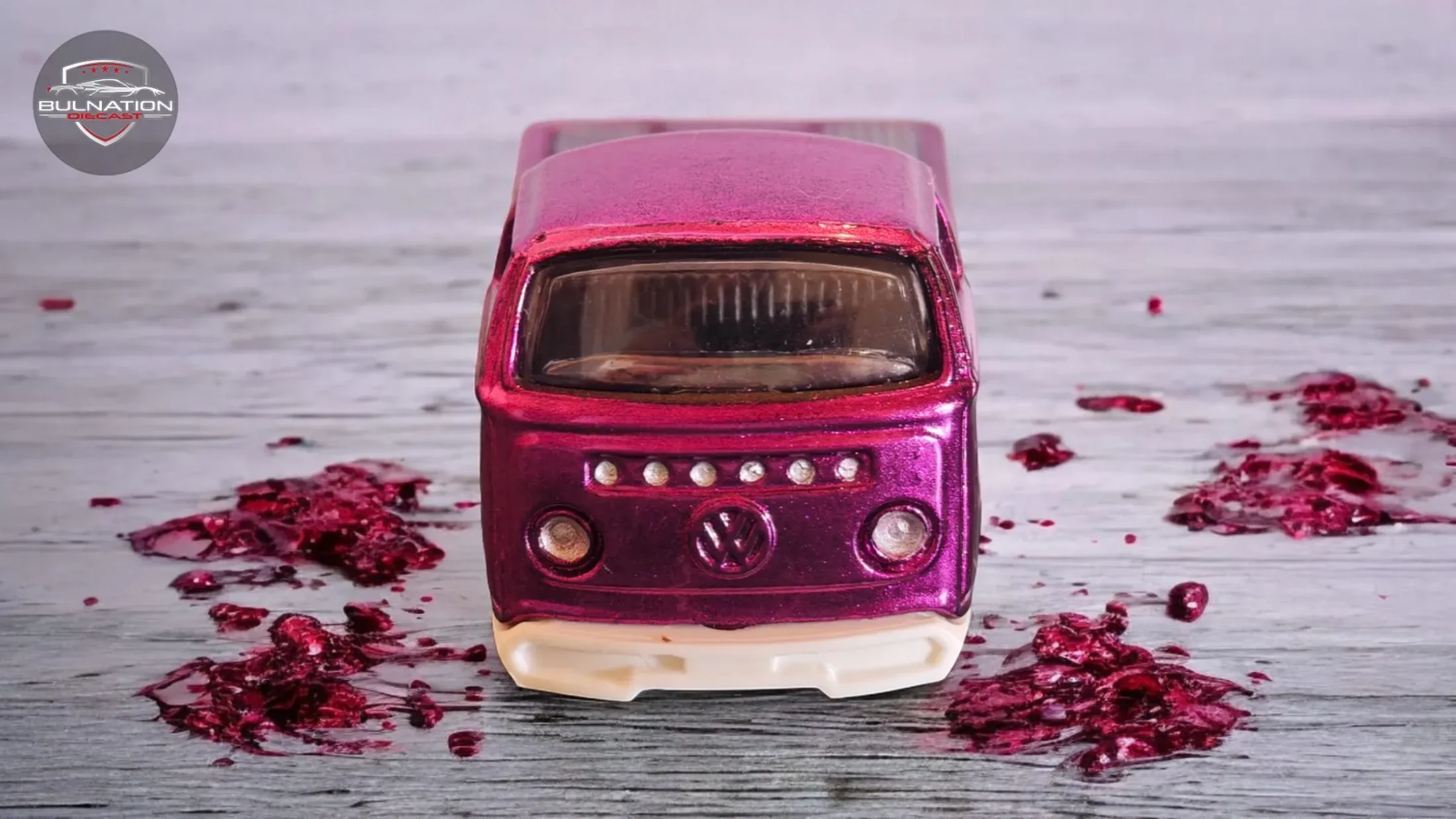 Volkswagen T2 Pickup - Cherry Blossom Livery — 3