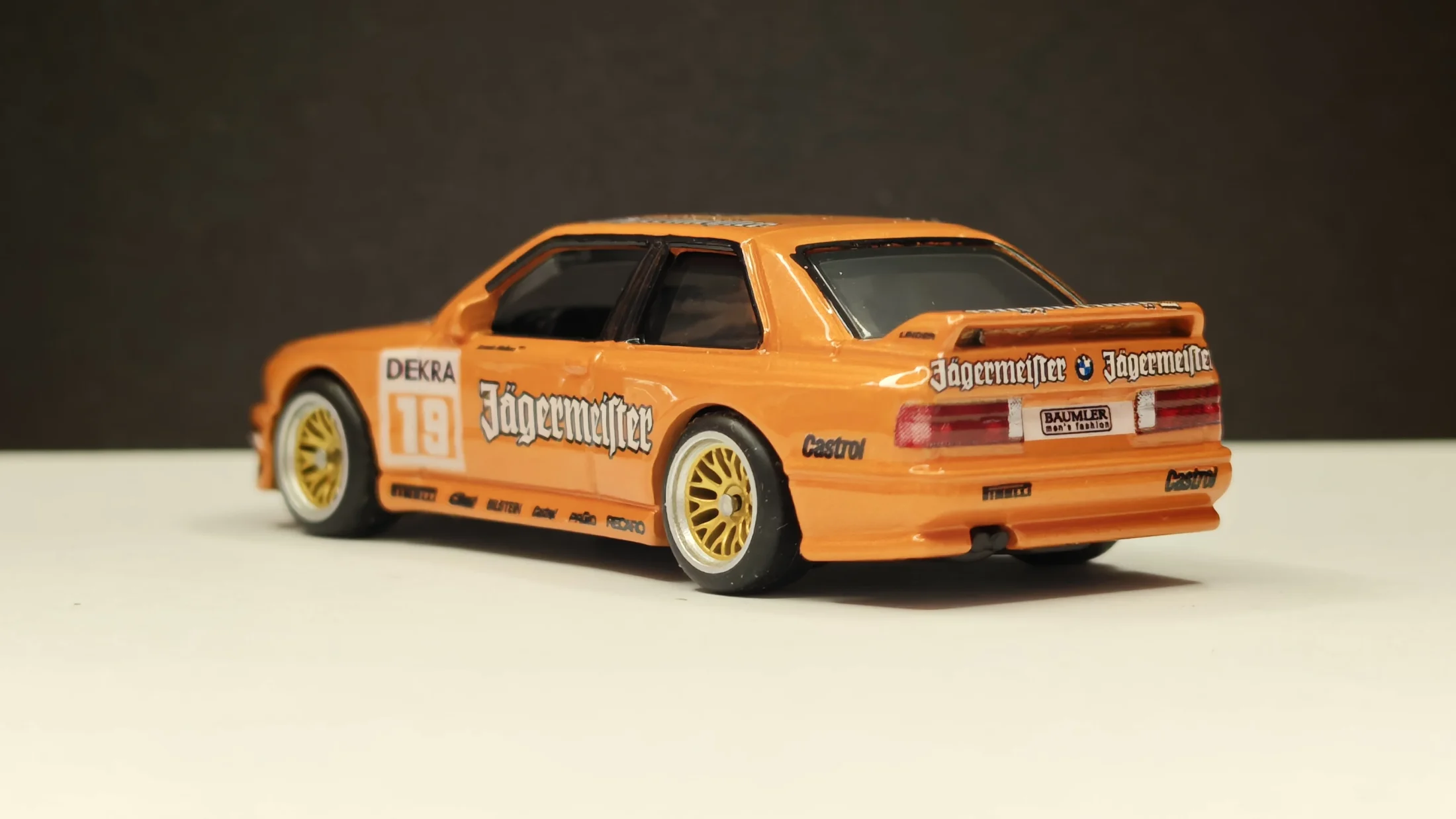 BMW M3 E30 – DTM 1992 - Armin Hahne – Jägermeister Linder Team — 6