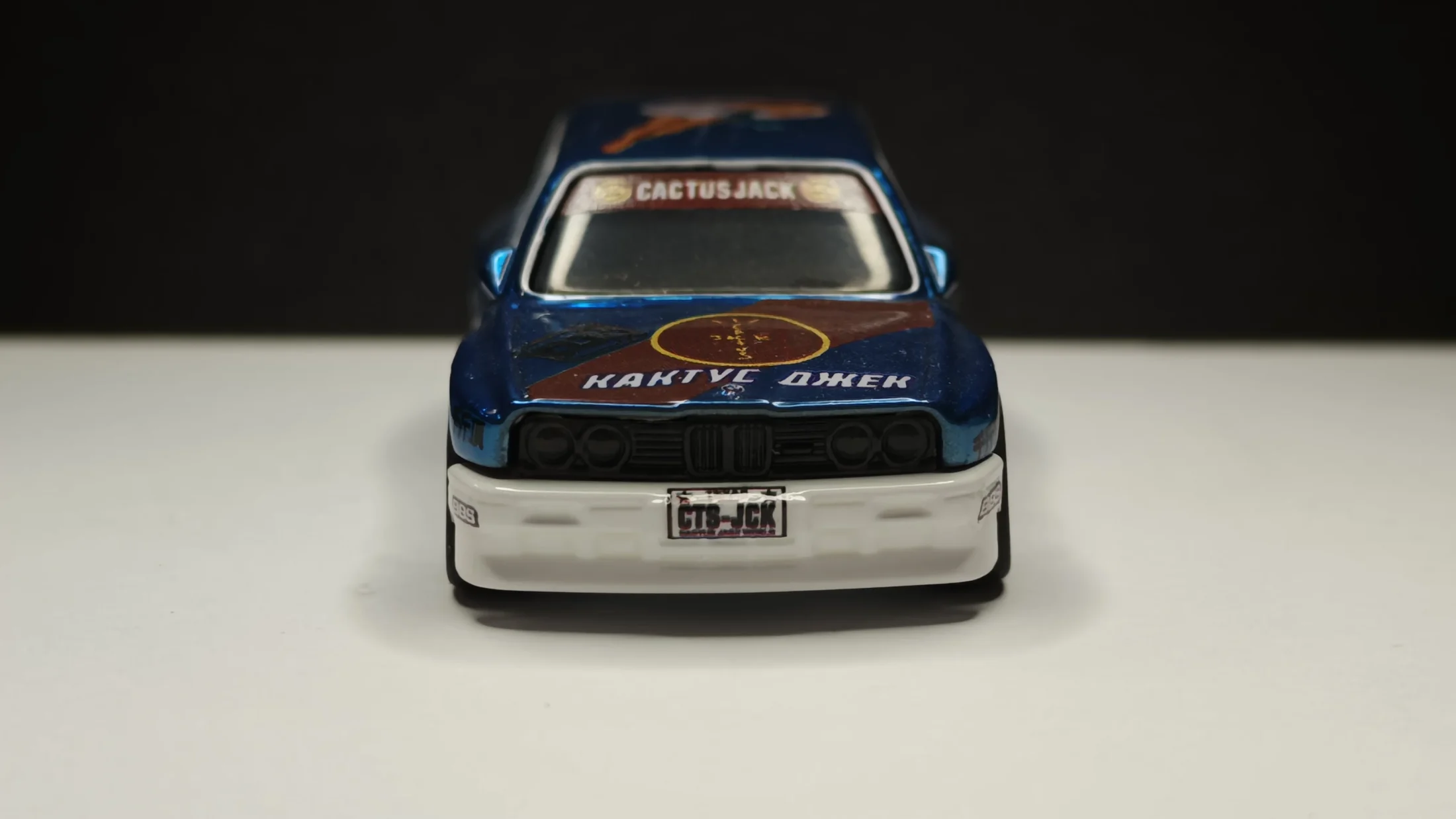 BMW E30 Touring - Cactus Pulse - Midnight Static - Urban Noise — 4