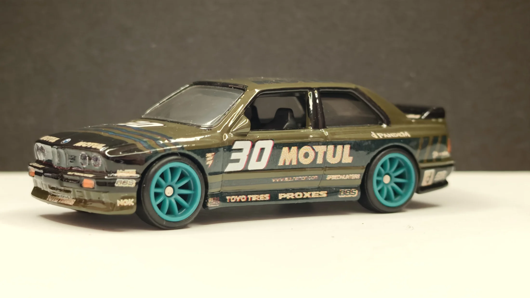 BMW M3 E30 - Motul - Army Green Variant — 5