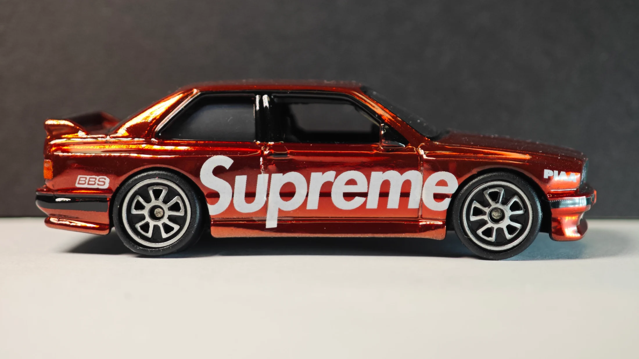 BMW M3 E30 - Supreme - Red Authority - Supreme Chrome — 2