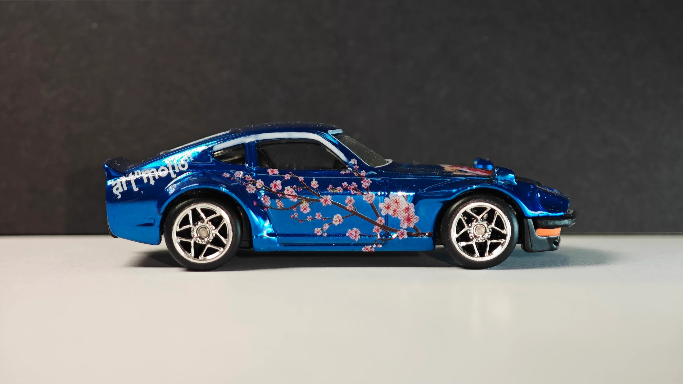 Datsun 240Z - ArtMotion - Chrome Shogun - Azure Fury — 2