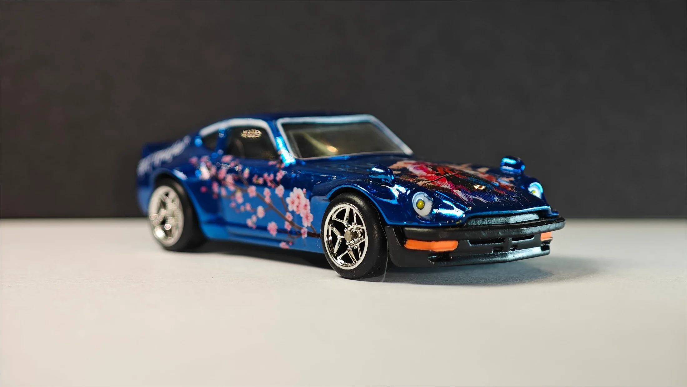Datsun 240Z - ArtMotion - Chrome Shogun - Azure Fury — 3