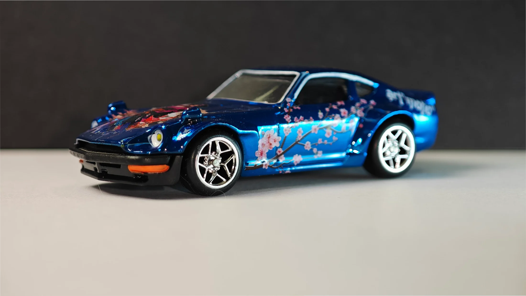 Datsun 240Z - ArtMotion - Chrome Shogun - Azure Fury — 5