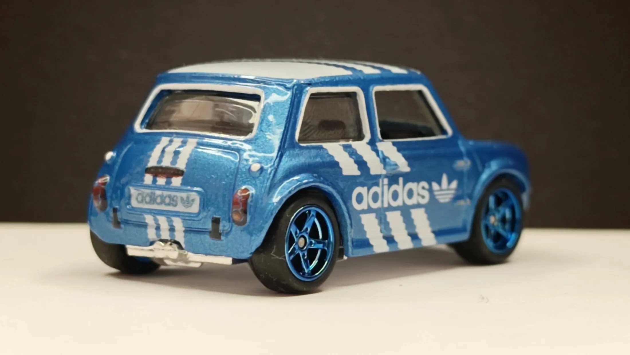 Mini Cooper – Street Stripes - Urban Energy – Retro Velocity — 8